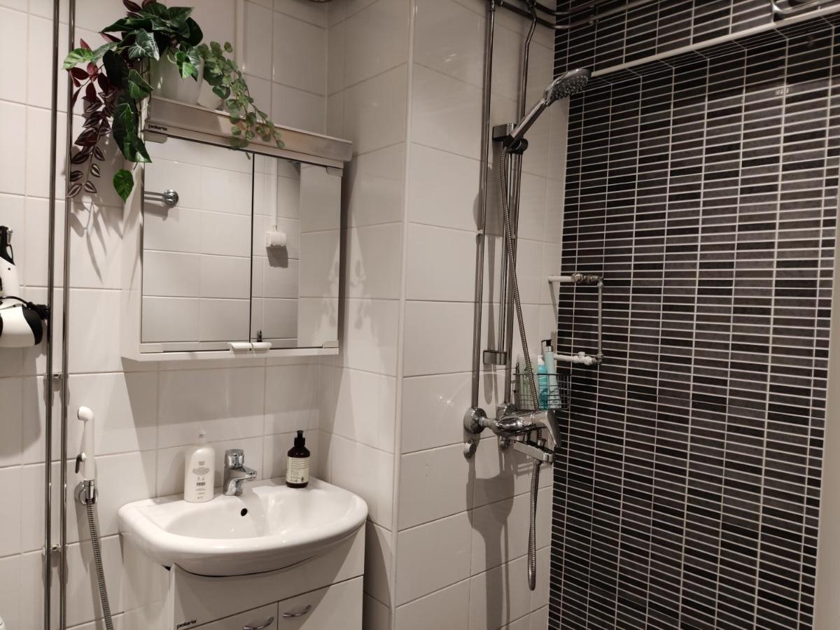Main Street Magic Apartment Рованіемі Екстер'єр фото